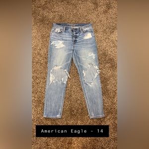 Women’s American Eagle Jeans